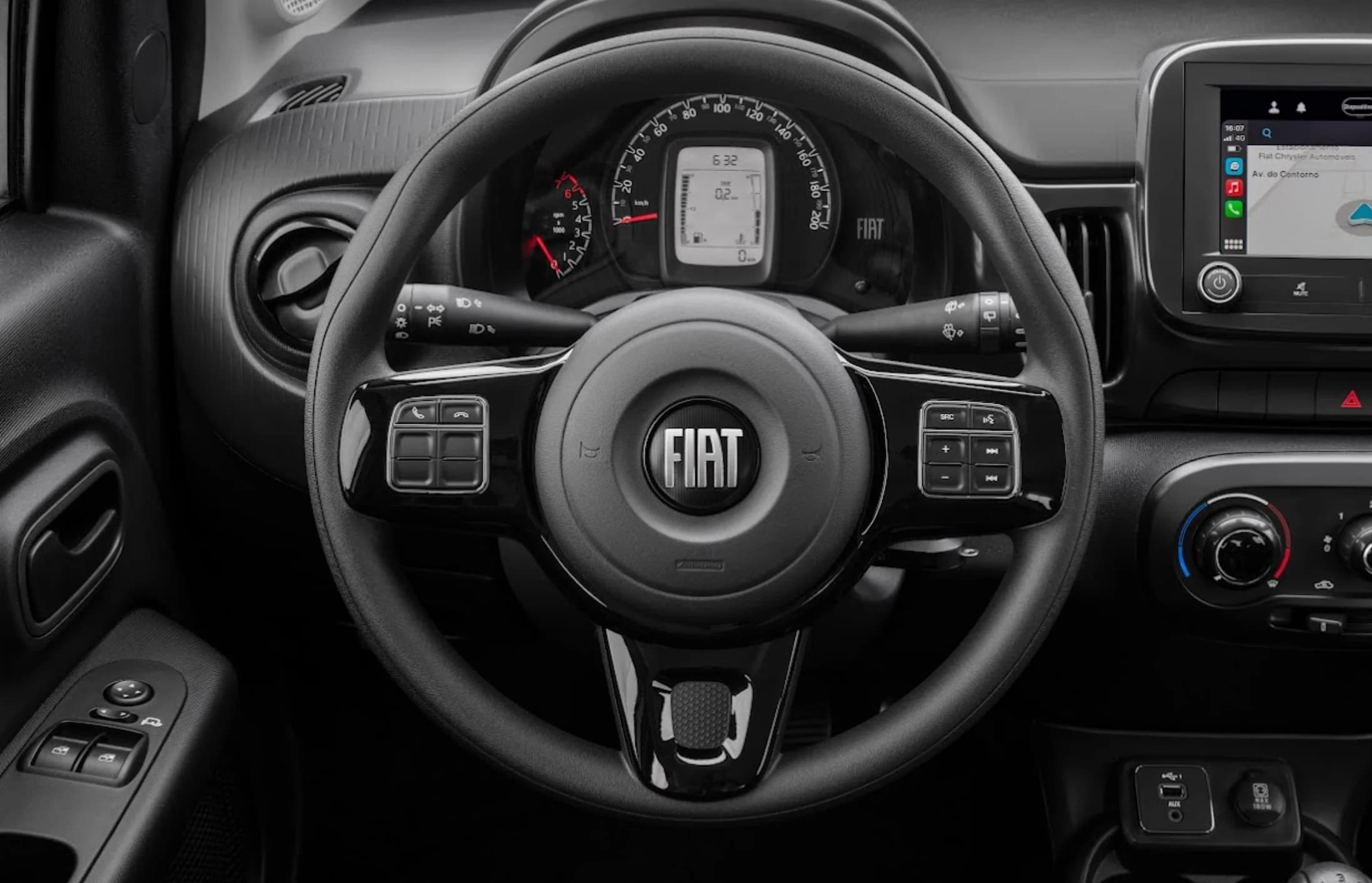 Fiat Mobi Trekking interior - Volante regulable