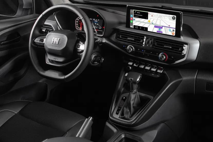 Fiat Titano Endurance MT interior - Volante