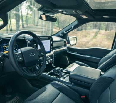 Ford F-150 Raptor volante