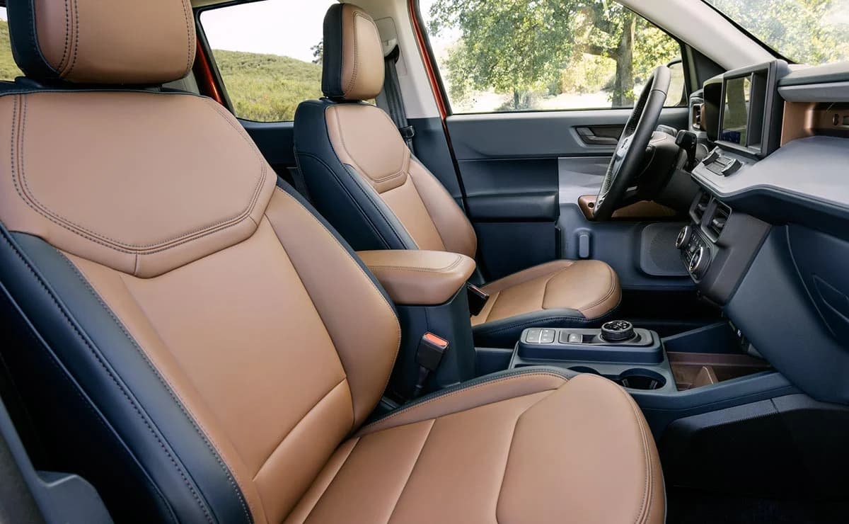 Ford Maverick interior