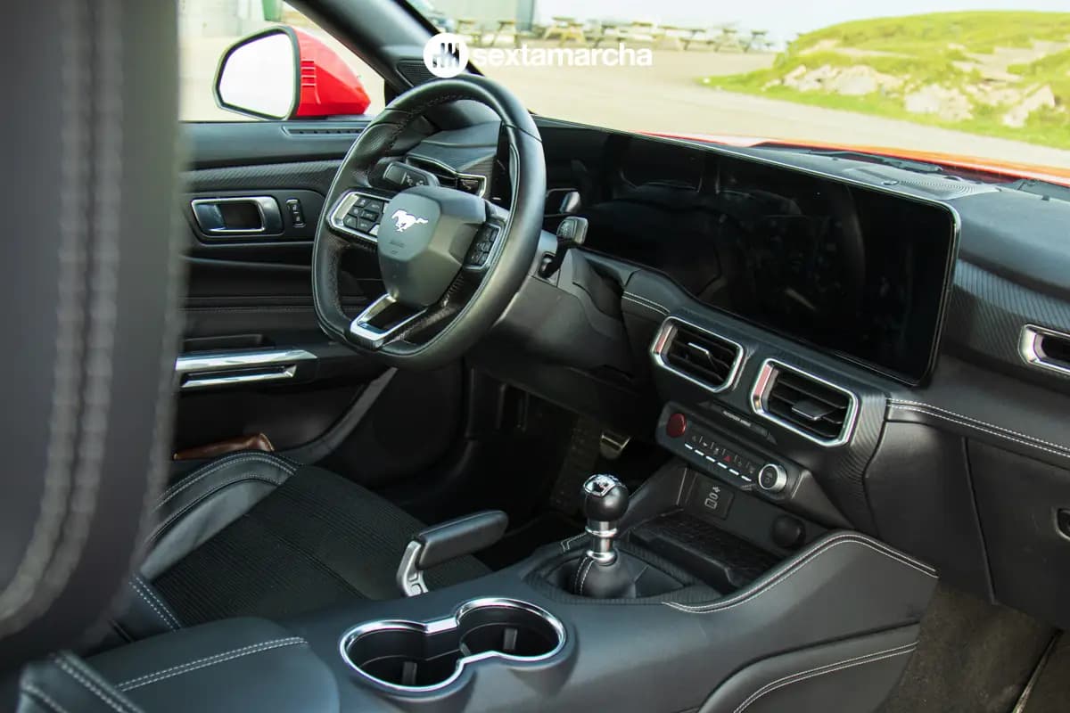 Ford Mustang interior